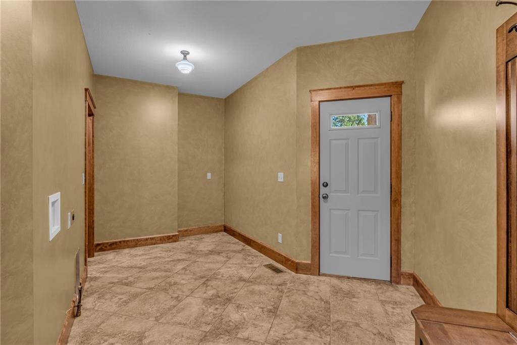 1061 E 1200 Road Property Photo 35