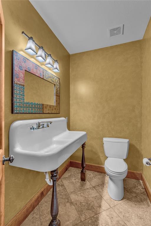 1061 E 1200 Road Property Photo 36