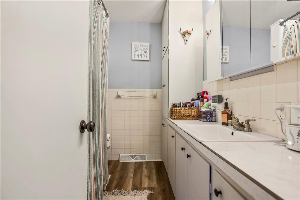 312 W Pine Street Property Photo 14