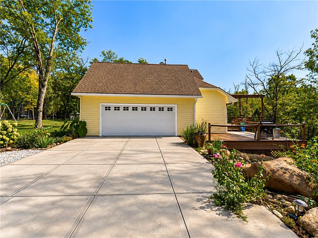 7955 Nw Bridle Parc Lane Property Photo 3
