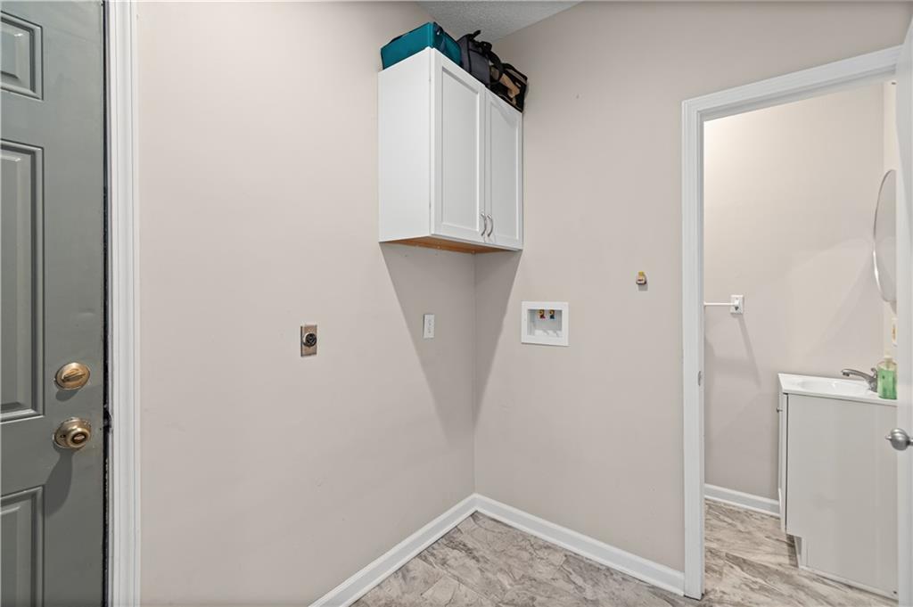 10814 Haskins Street Property Photo 12