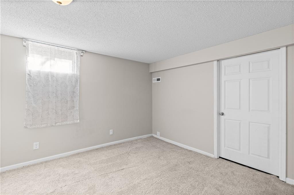 10814 Haskins Street Property Photo 23