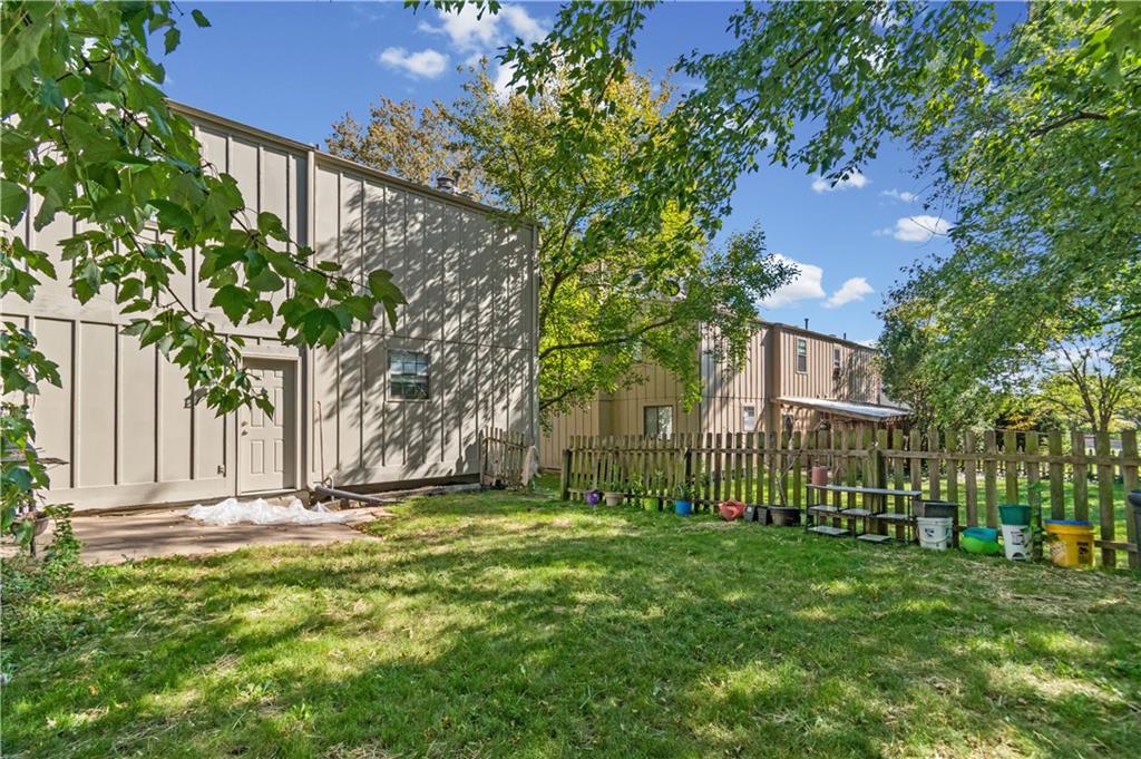 10814 Haskins Street Property Photo 29