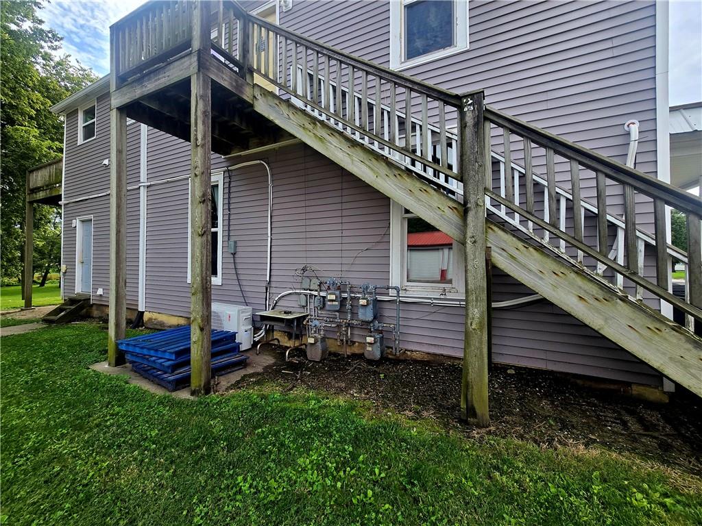 301 S Water Street Property Photo 4