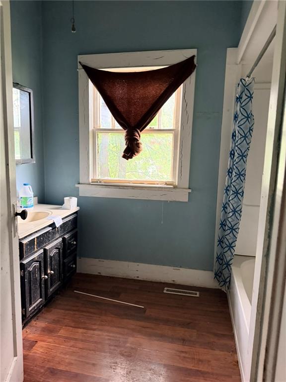 608 Linn Street Property Photo 7