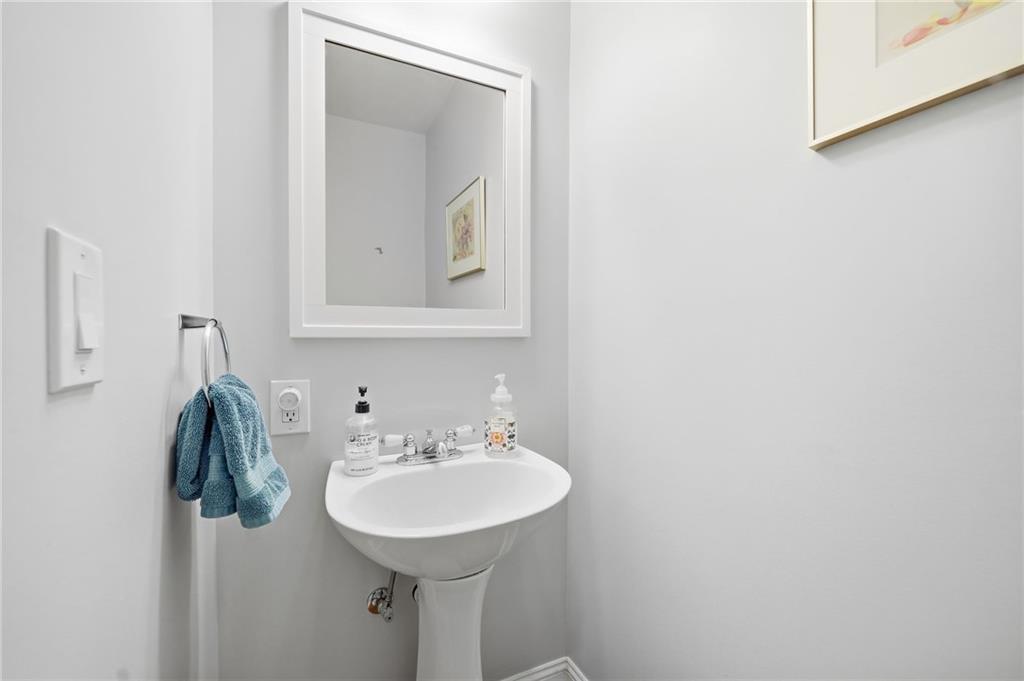 6124 Oak Street Property Photo 22