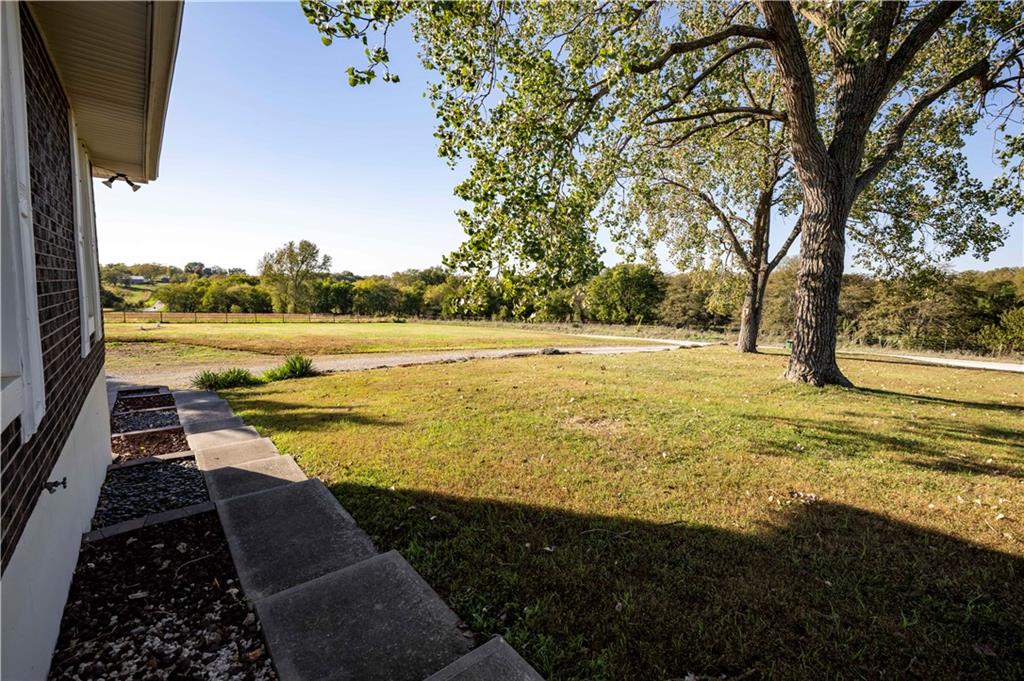 11409 E 261st Street Property Photo 10