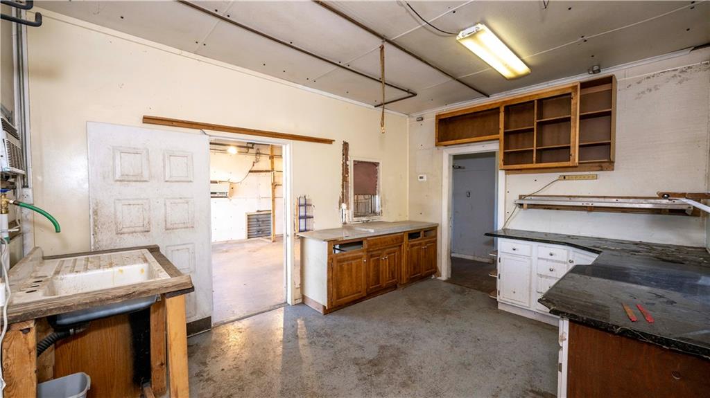 11409 E 261st Street Property Photo 34