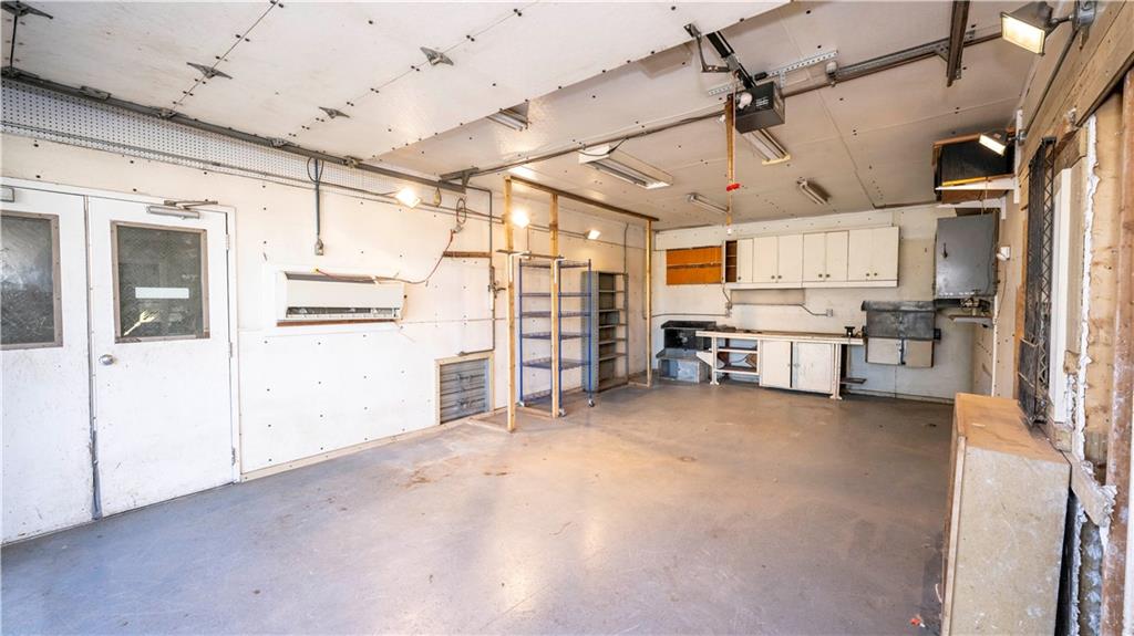 11409 E 261st Street Property Photo 37