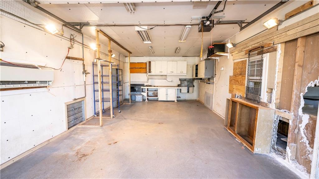 11409 E 261st Street Property Photo 39