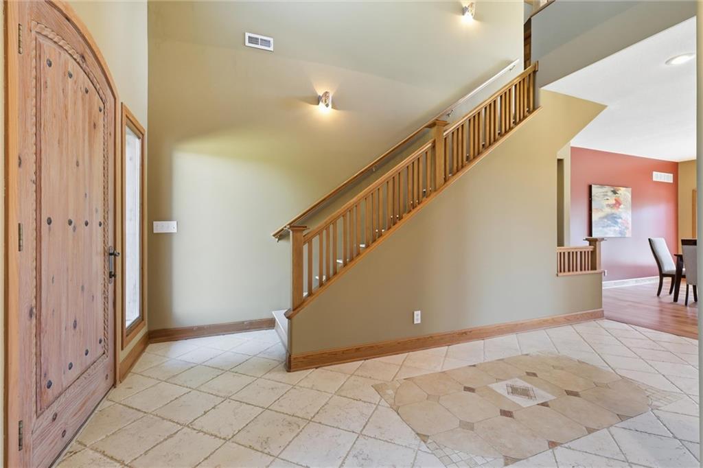 560 E 1909 Road Property Photo 14