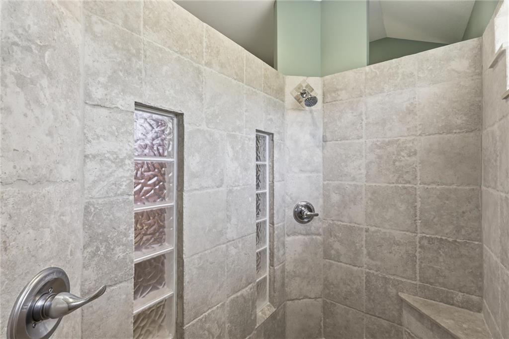 560 E 1909 Road Property Photo 26