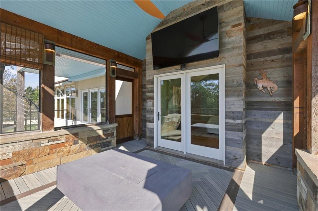 560 E 1909 Road Property Photo 30