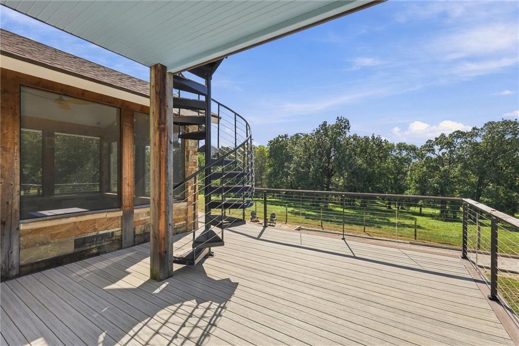 560 E 1909 Road Property Photo 32