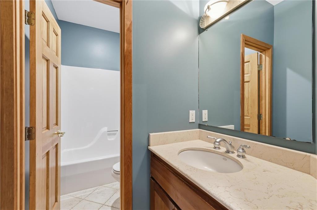 560 E 1909 Road Property Photo 52