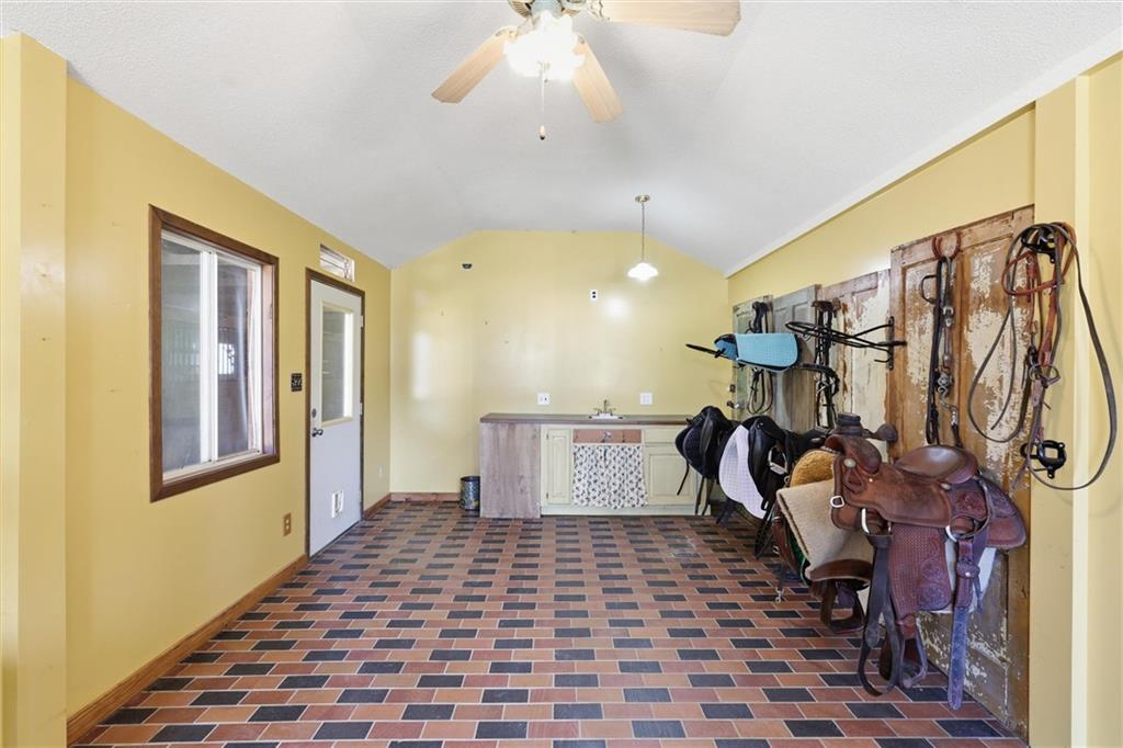 560 E 1909 Road Property Photo 61