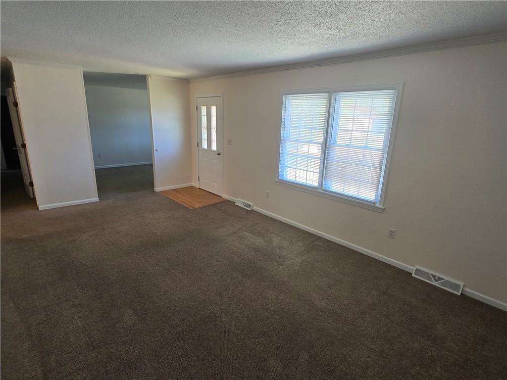 205 S Craig Street Property Photo 5