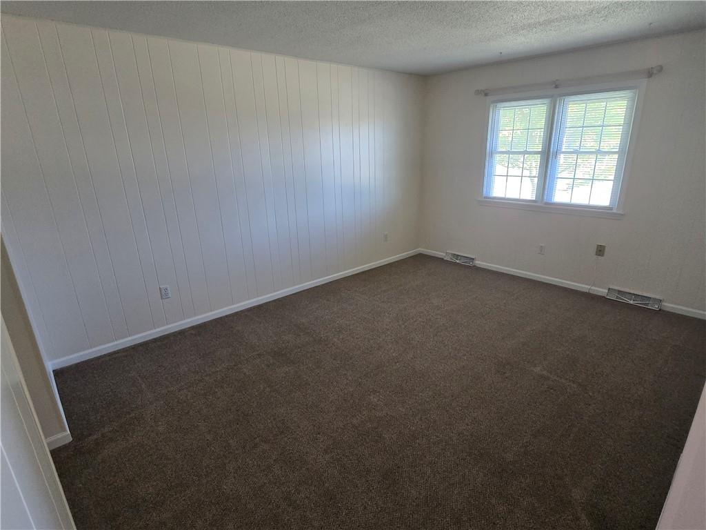 205 S Craig Street Property Photo 6