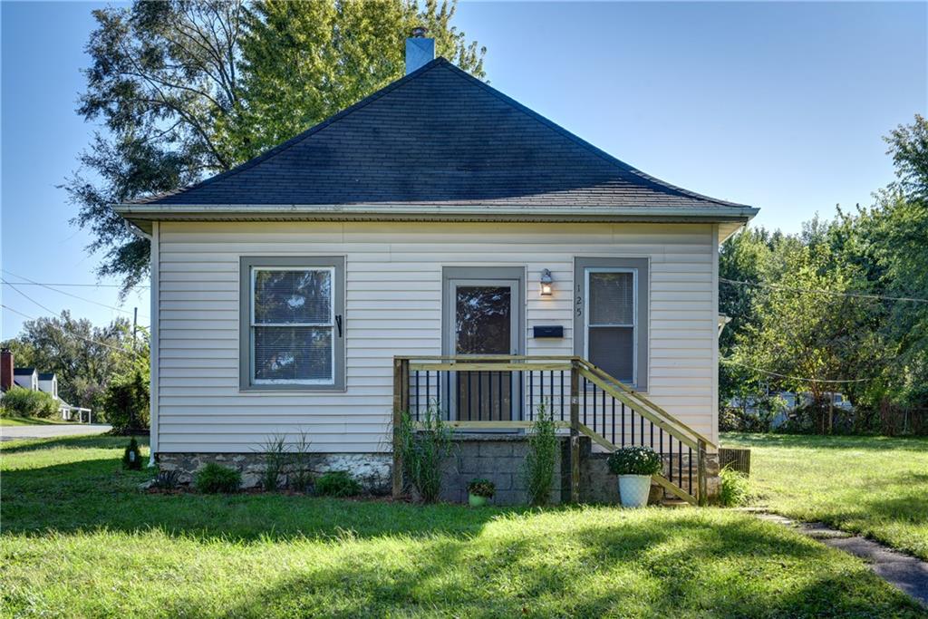 125 N Overton Avenue Property Photo 4