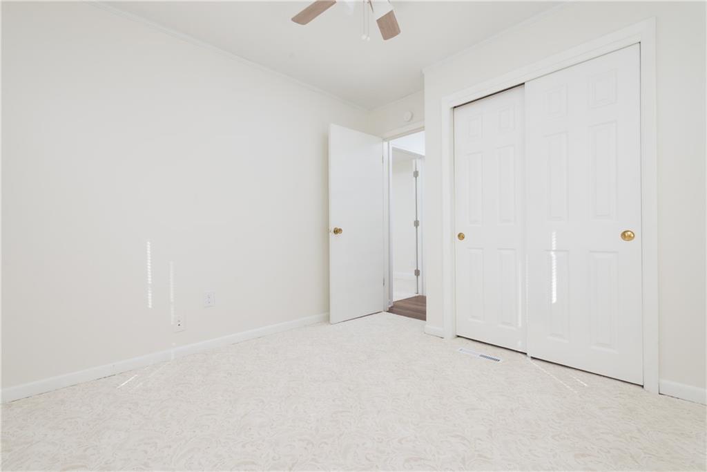 125 N Overton Avenue Property Photo 23