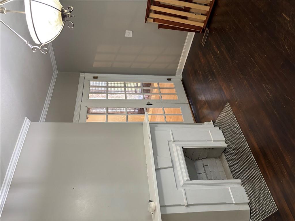 1106 Parallel Street Property Photo 12