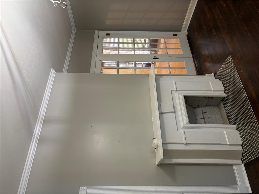 1106 Parallel Street Property Photo 13