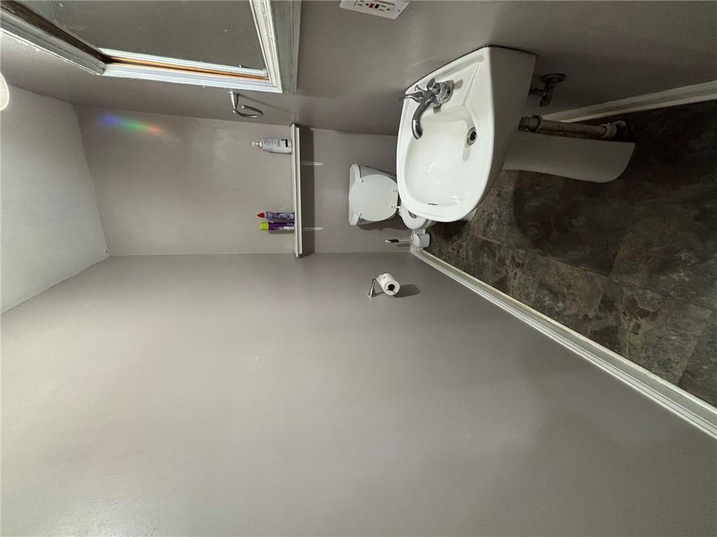 1106 Parallel Street Property Photo 18