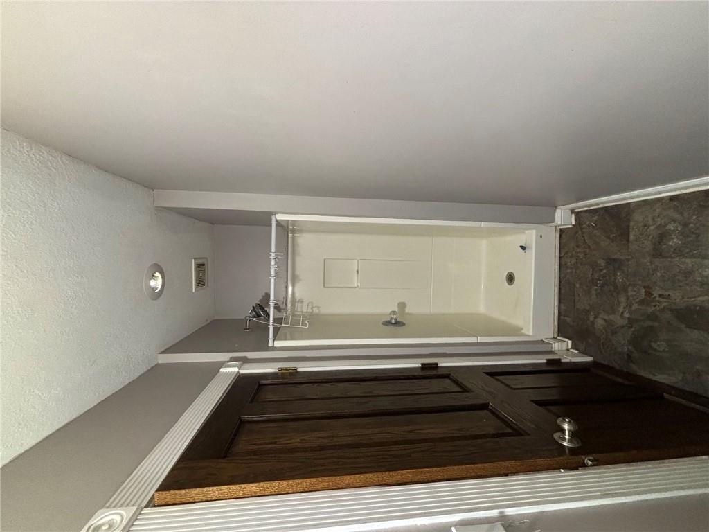 1106 Parallel Street Property Photo 19
