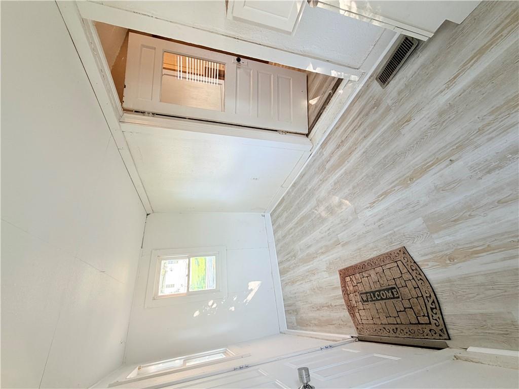 404 E 4th Street Property Photo 16