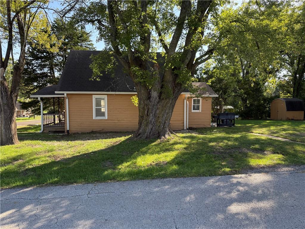 404 E 4th Street Property Photo 24