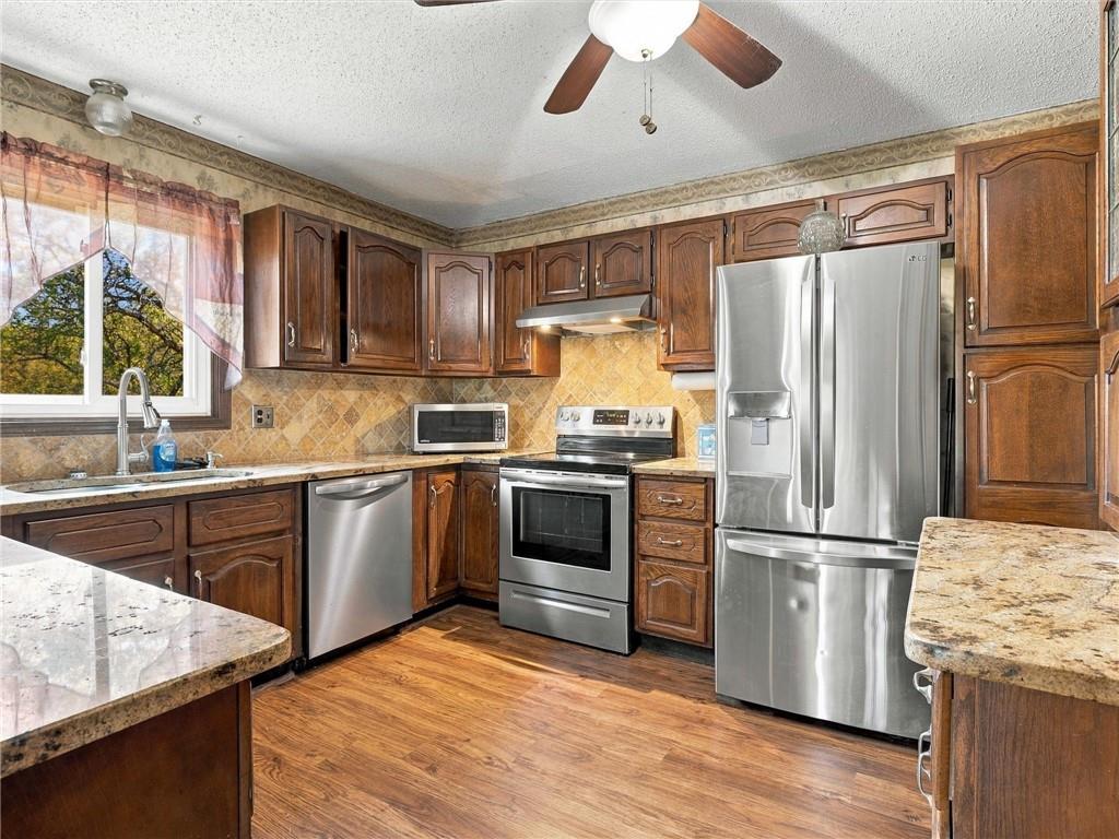 35240 W 123rd Street Property Photo 11