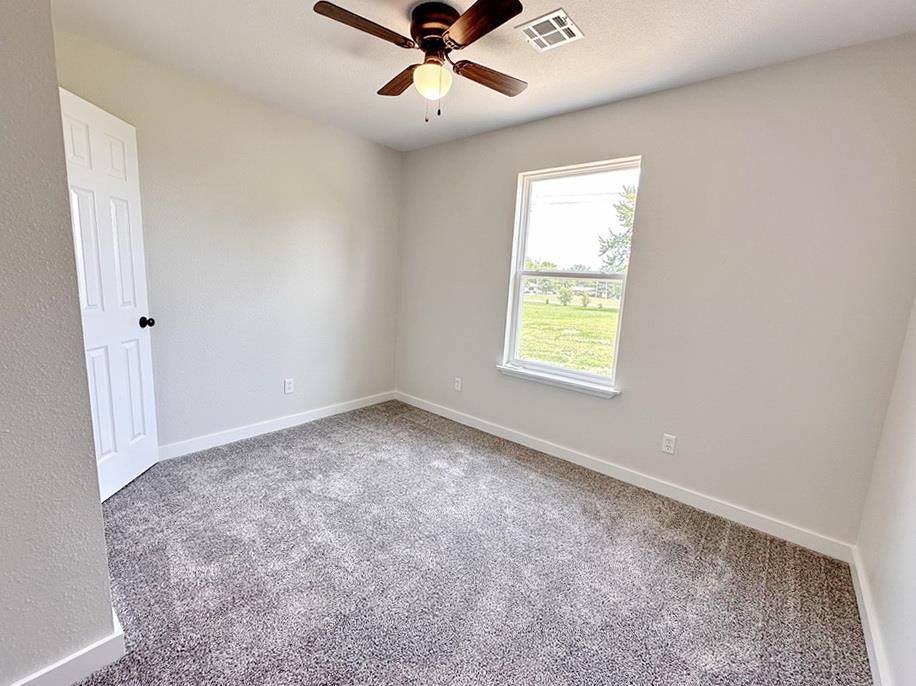 108 W Barrett Avenue Property Photo 24