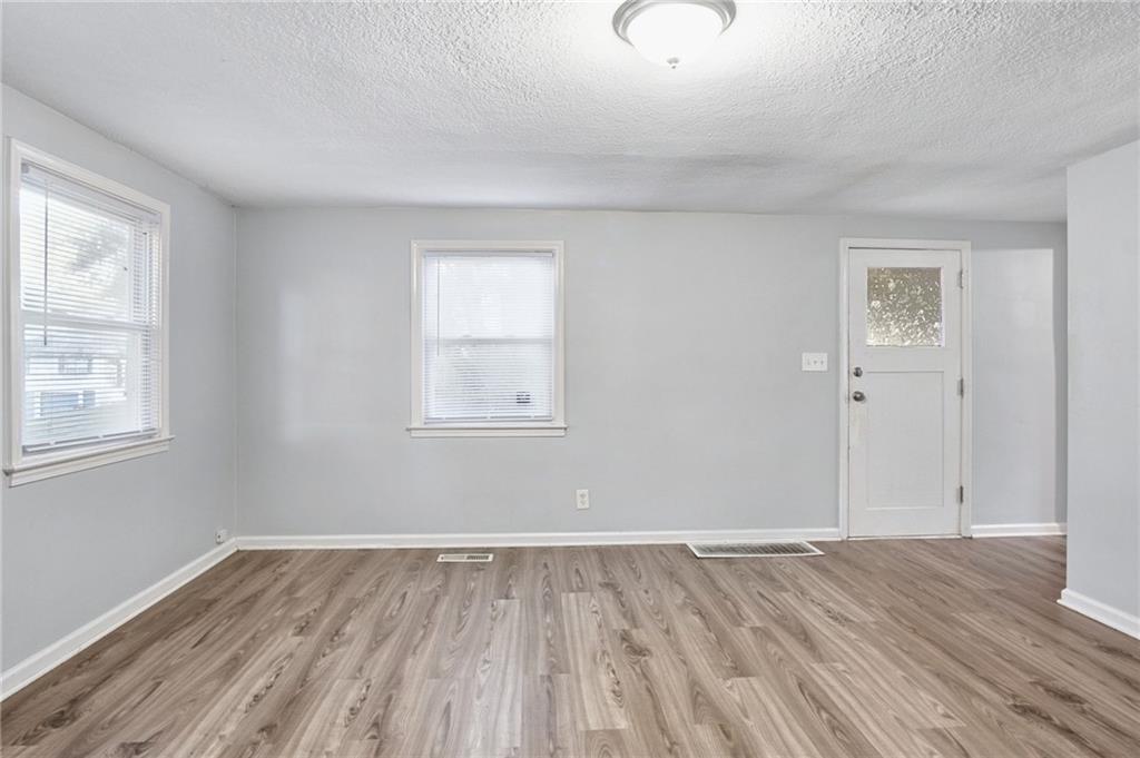 2316 Blue Ridge Terrace Property Photo 2