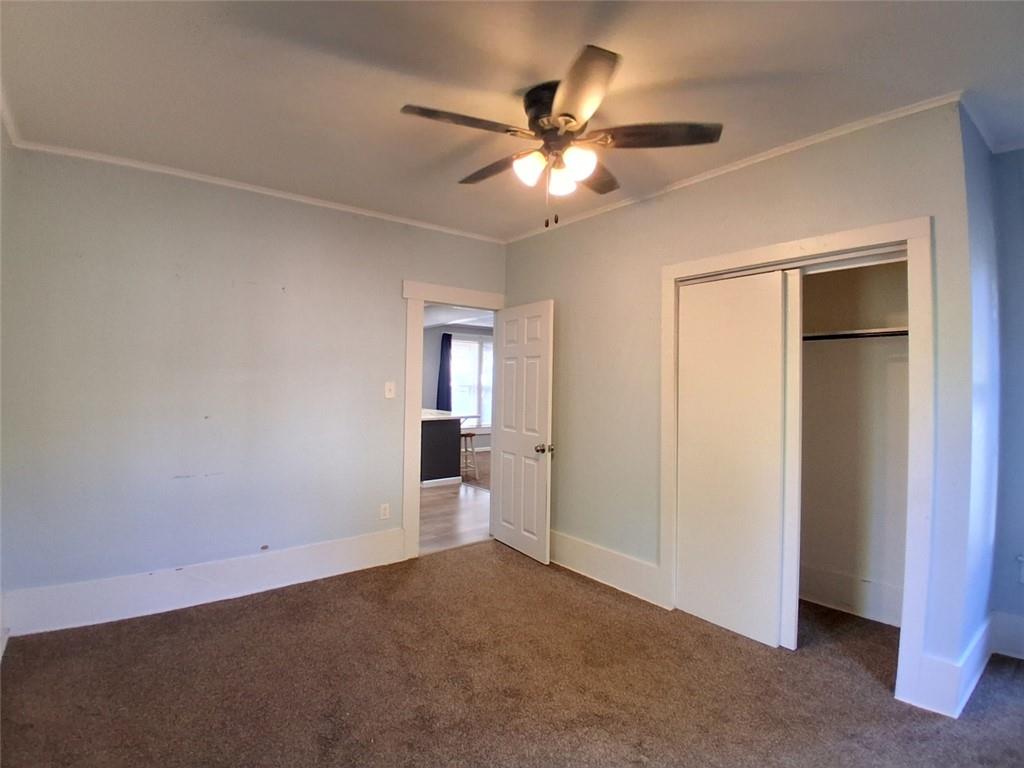 422 W 9th Street Property Photo 19