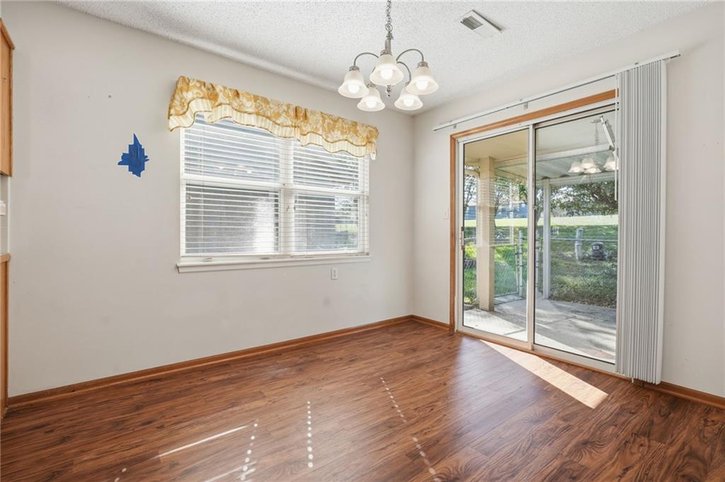 502 S Saturn Drive Property Photo 11