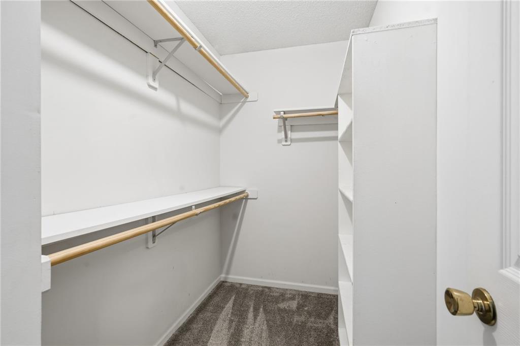 502 S Saturn Drive Property Photo 16