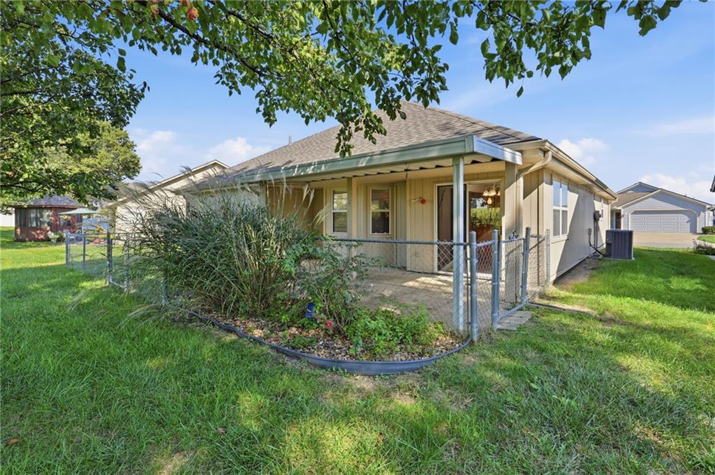 502 S Saturn Drive Property Photo 24