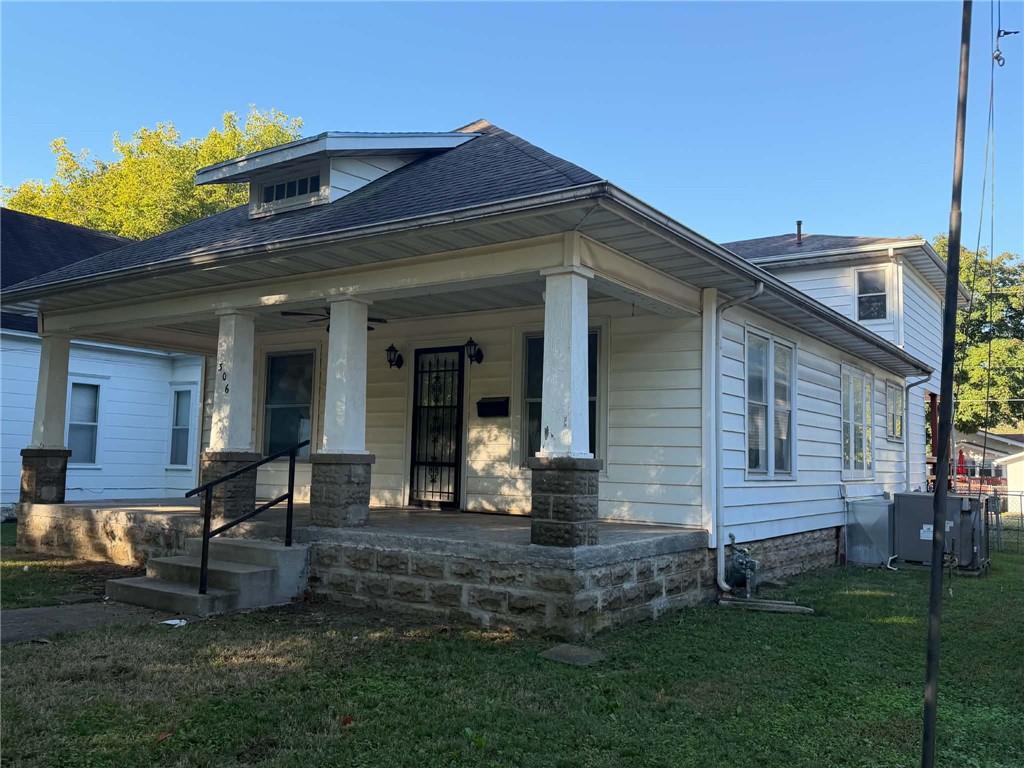 306 S Andrick Street Property Photo 6