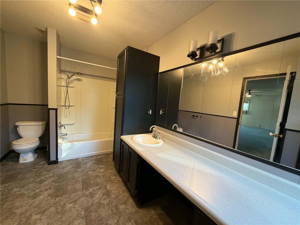 306 S Andrick Street Property Photo 28