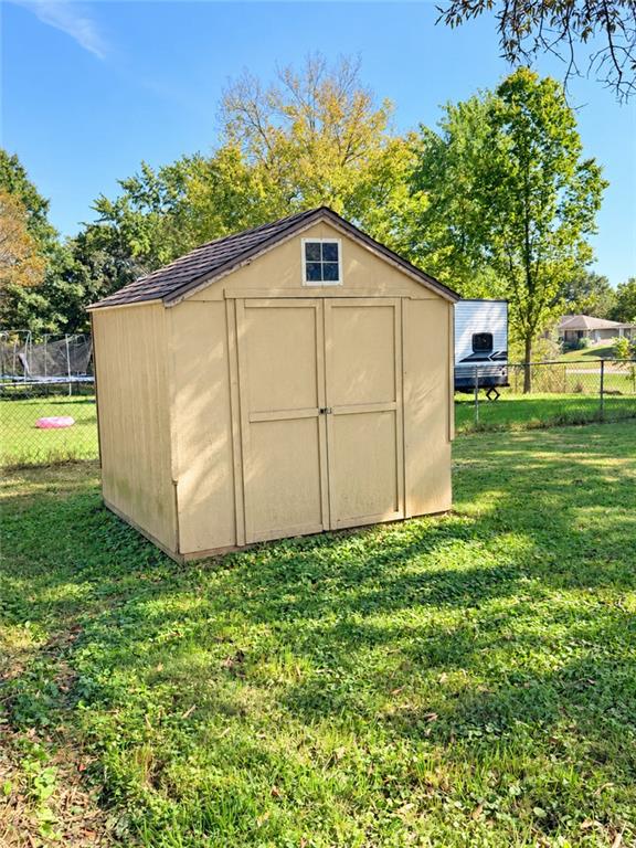 505 2nd Avenue Property Photo 4