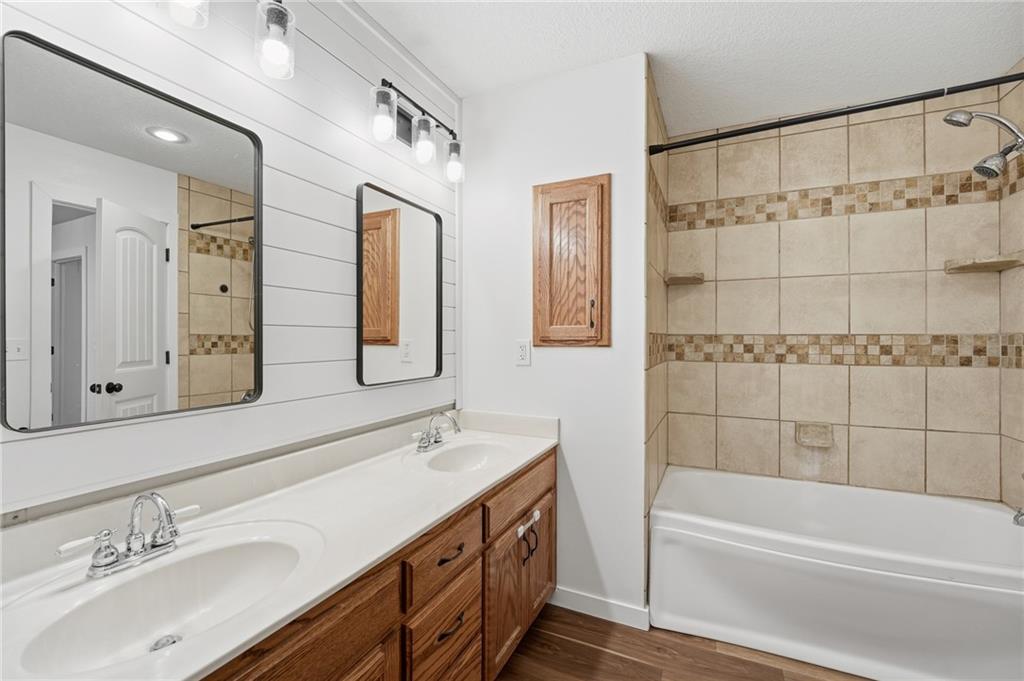 1603 Clear Creek Drive Property Photo 17