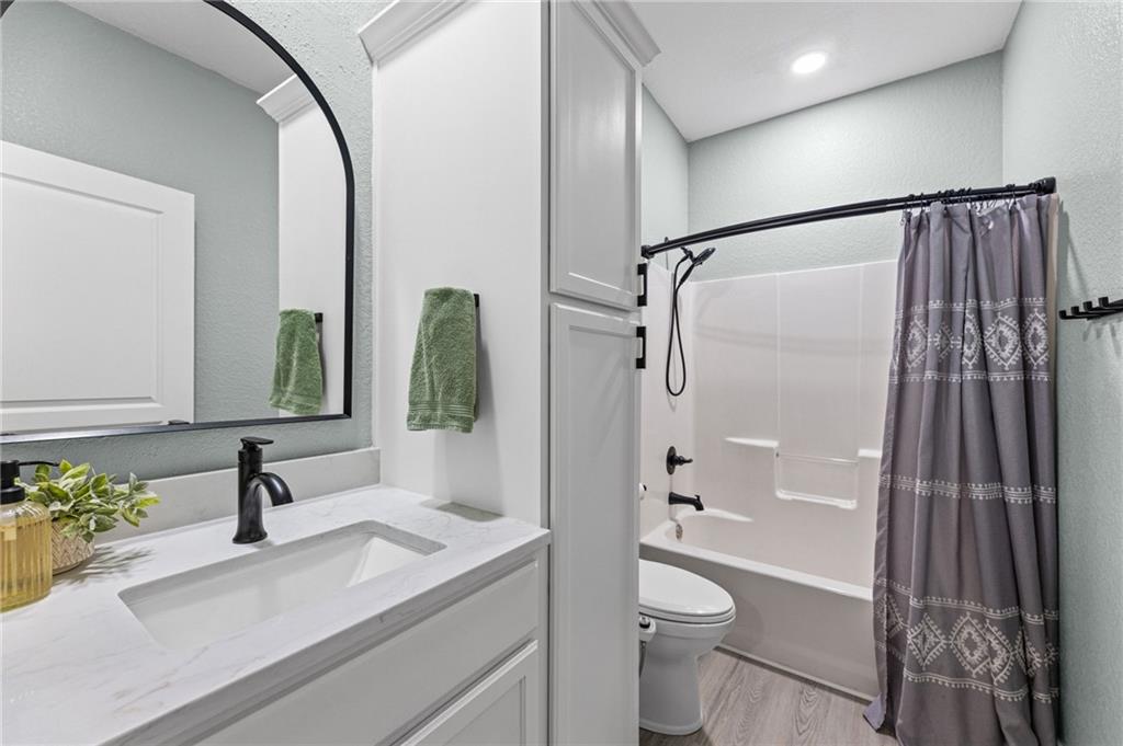 503 Heritage Drive Property Photo 4