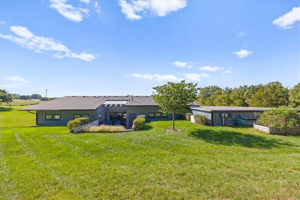30707 E Stony Point School Road Property Photo 4