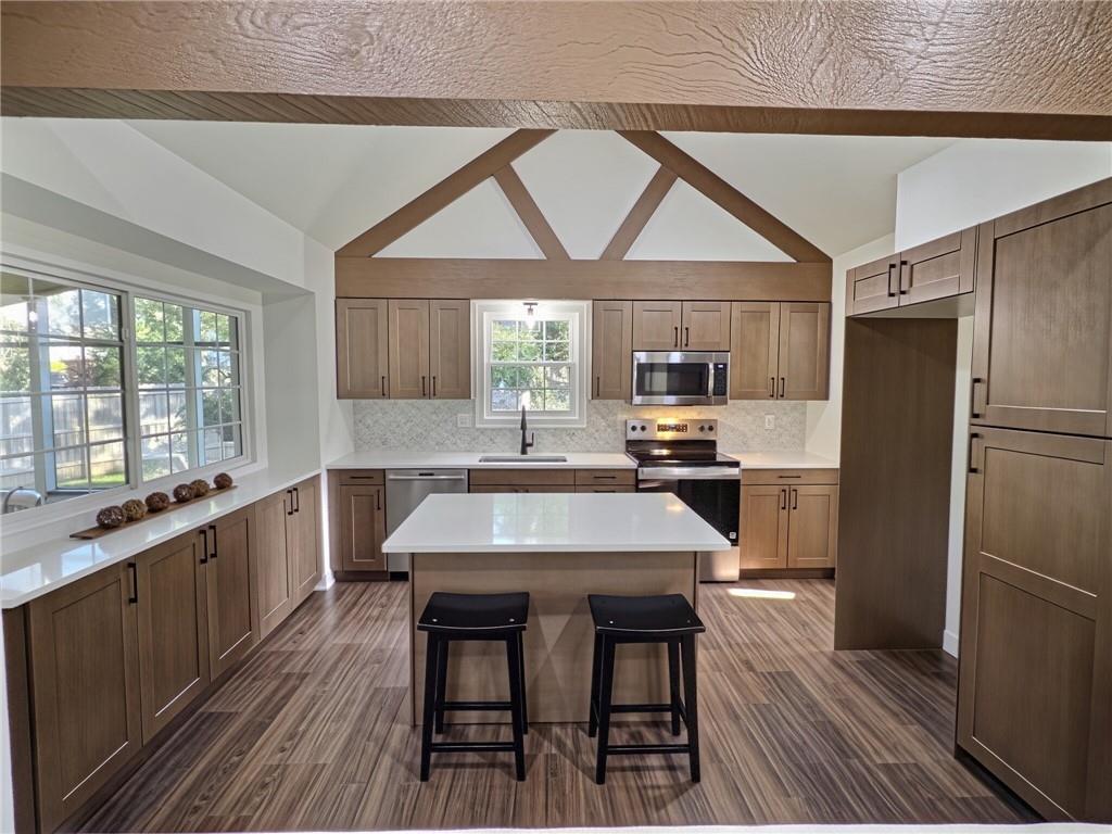 8809 Widmer Road Property Photo 12