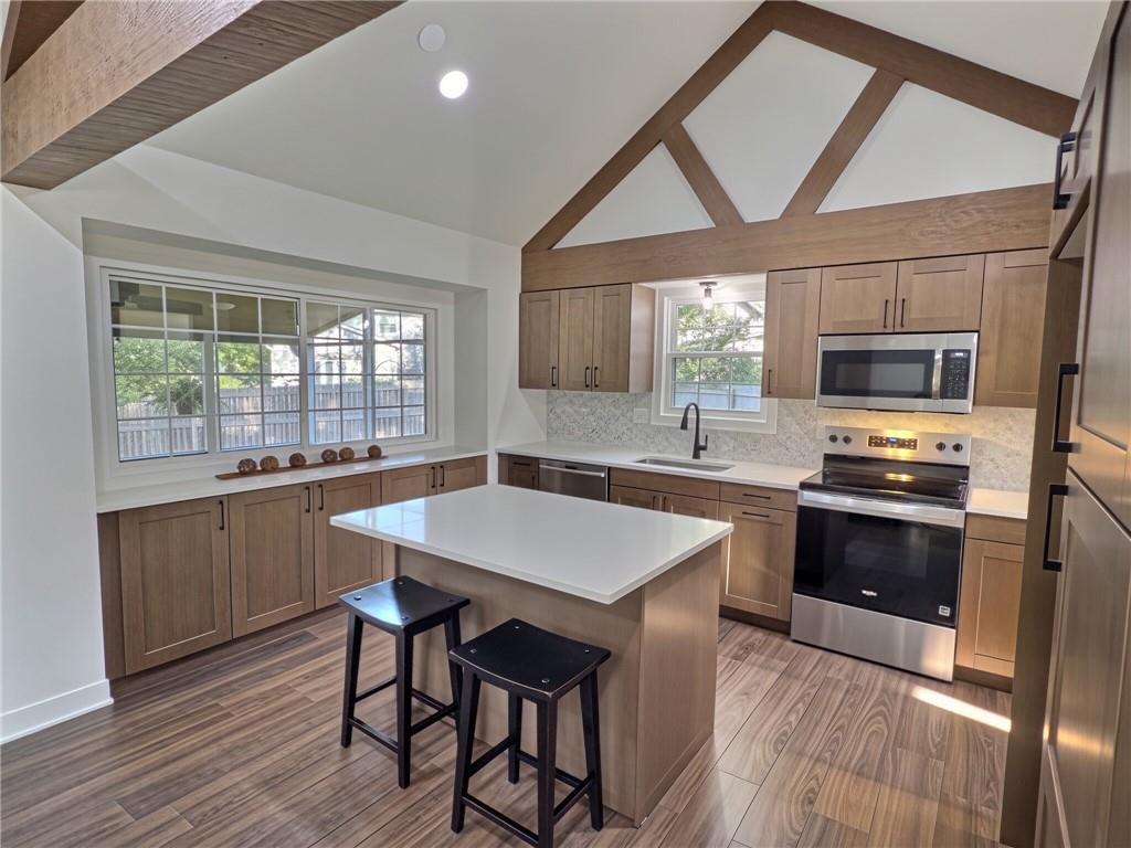 8809 Widmer Road Property Photo 13
