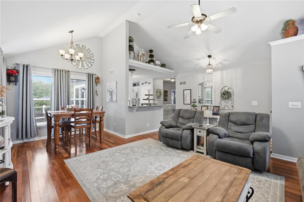 1742 S 105th Street Property Photo 11