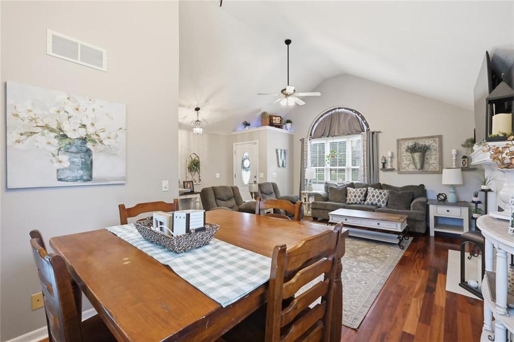 1742 S 105th Street Property Photo 14
