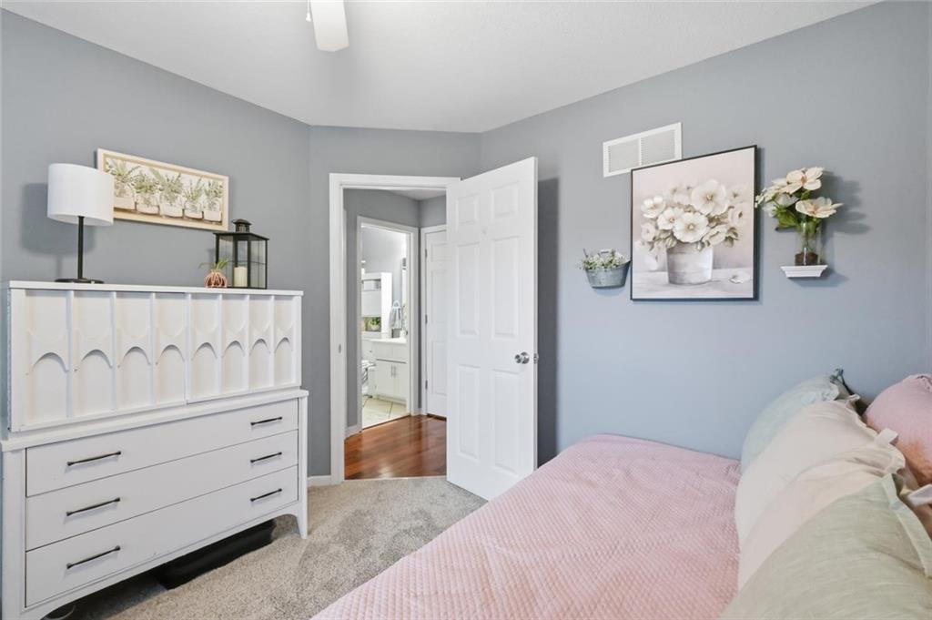 1742 S 105th Street Property Photo 27