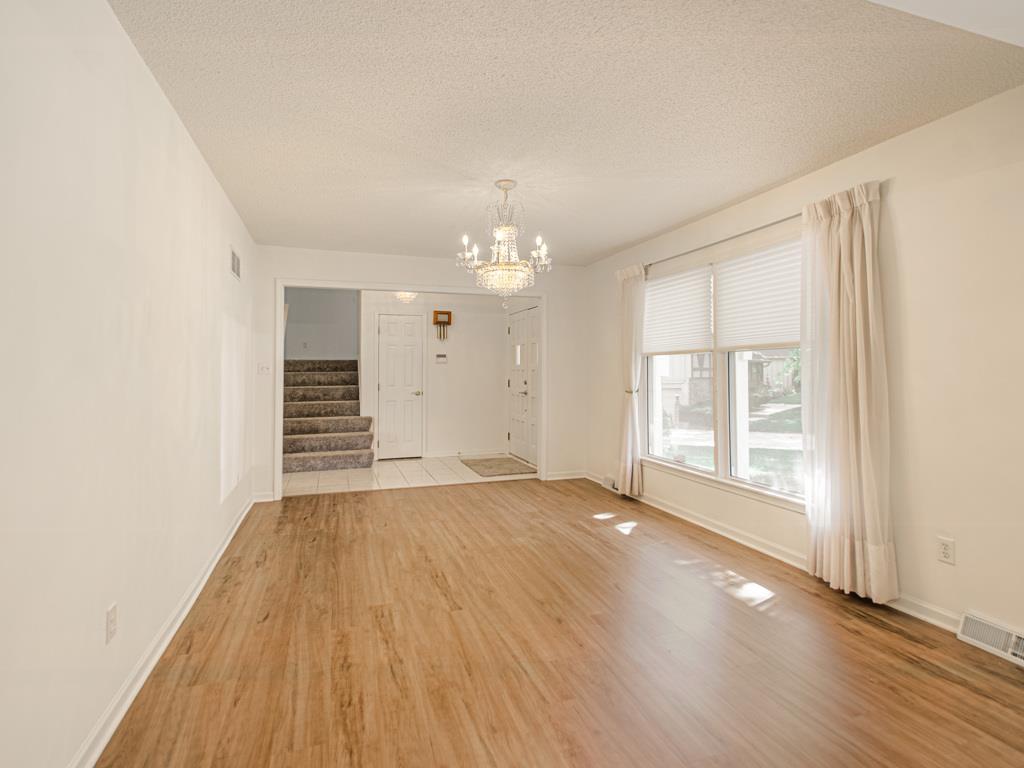 14616 E 43rd Street Property Photo 8