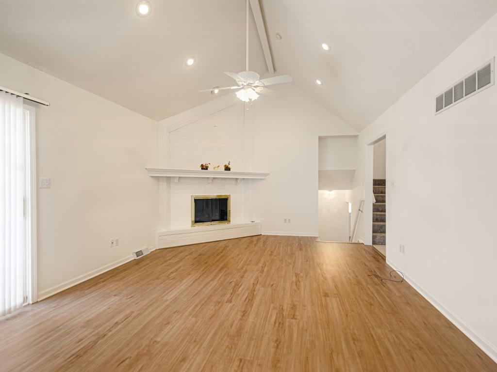 14616 E 43rd Street Property Photo 9